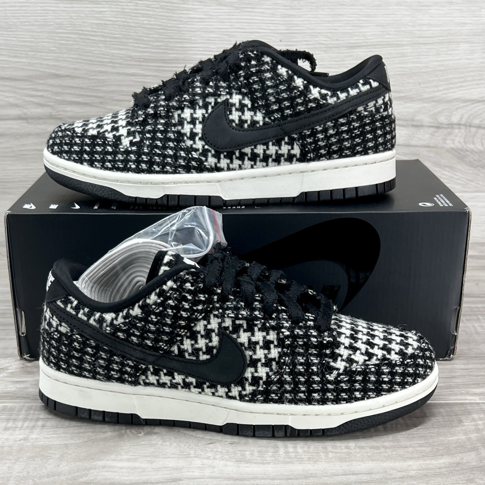 Nike Harris Tweed X Dunk Low White Black Womens Shoes Sneakers Size 7.5
